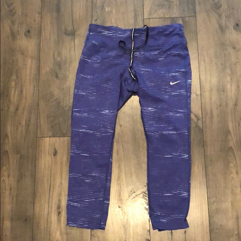 Nike Dri-Fit workout capris